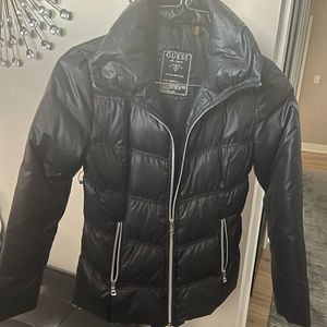Guess puffer black Zip coat